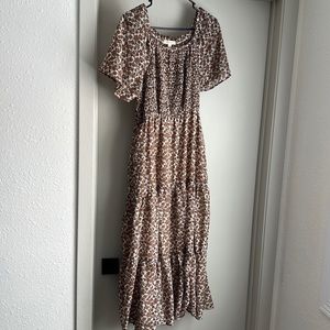 MIDI dress. Never worn.